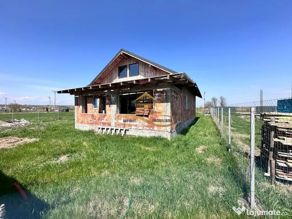 Casa de vanzare Siretu Saucesti Bacau