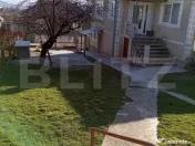 Casă spațioasă cu teren generos, de 3000 mp și priveliș 