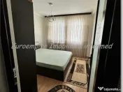 Apartament 3 camere mobilat zona Centru 