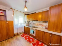 CENTRAL APARTAMENT CU 4 CAMERE ETAJ 1 DE VANZARE