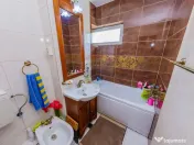 CENTRAL APARTAMENT CU 4 CAMERE ETAJ 1 DE VANZARE 