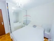 CENTRAL APARTAMENT CU 4 CAMERE ETAJ 1 DE VANZARE 
