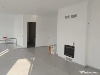 vând casă în limba ciugud 