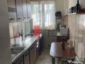 APARTAMENT 3 CAMERE -IANCU DE HUNEDOARA/ LANGA GUVERN 