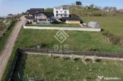 Teren de vanzare 10 ari - zona LEONI 