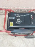 Vand generator curent