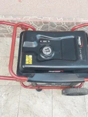 Vand generator curent 