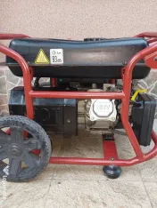 Vand generator curent 