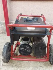 Vand generator curent 