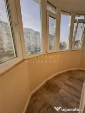 Metrou Aparatorii Patriei 3 camere decomandat 