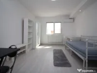 Titan - metou 1 Decembrie 1918 5 minute, garsonieră nouă 