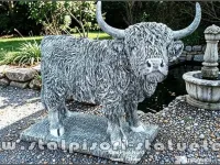 Statuetă văcuță Highland, gri patinat, model S106. 