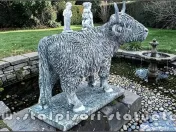 Statuetă văcuță Highland, gri patinat, model S106. 