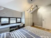 Casa de inchiriat, 4 camere, 3 bai, garaj, aproape de Vivo! 