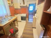 Vand casa in Deva, P+E + Garaj dublu separat cu intrare directa 