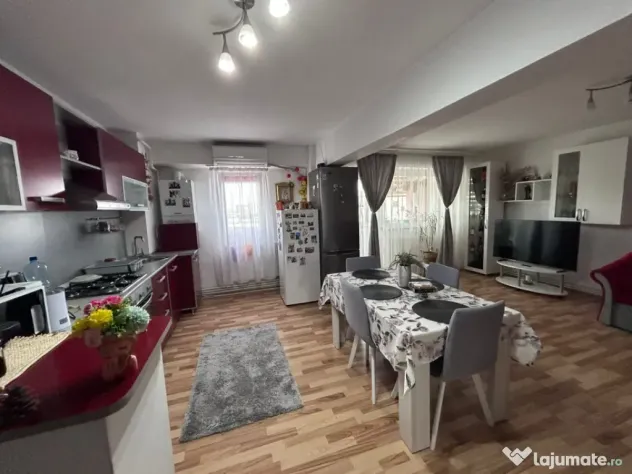 Apartament 3 camere Dorobantilor - suprafata 80mp.