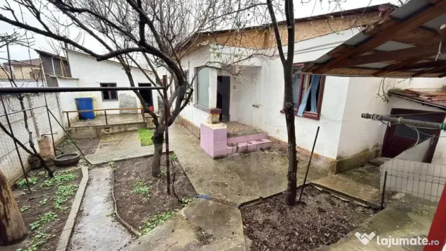 Vila-in-zona-Parcului-Nicolae-Romanescu-curte-mare-doua-c...