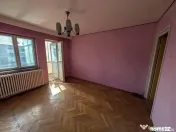 Apartament 4 camere în zonă centrală, pe Strada Armoniei 