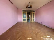 Apartament 4 camere în zonă centrală, pe Strada Armoniei 