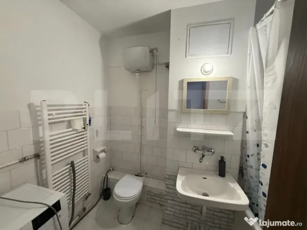 Apartament cu 2 camere, zona Iulius Mall