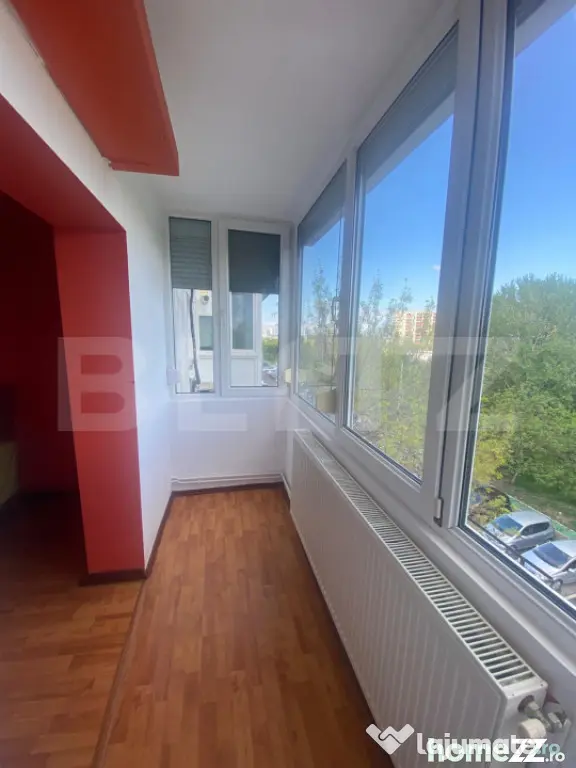 Apartament 4 camere, 98 mp, zona Soarelui
