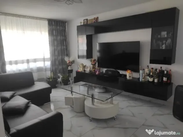 Apartament 3 camere central