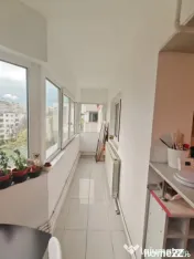 Apartament 3 camere de vanzare, situat in zona Far 