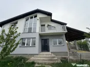 Casa cu Mansarda la gri, 4 camere, 176mp+ 500 mp teren, Bor 