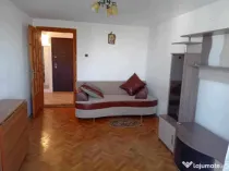 Vand apartament 3 camere Micro 14