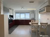 Apartament 3 camere boxa 3 parc#259;ri | Bloc 2015 