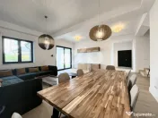 De vanzare vila individuala 9 camere mobilata si utilata Cor 