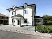 De vanzare vila individuala 9 camere mobilata si utilata Cor 