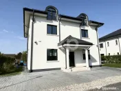 De vanzare vila individuala 9 camere mobilata si utilata Cor 