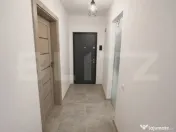 Apartament 2 camere, etaj intermediar, la cheie, cu parcare, 