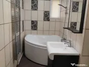 Apartament 3 camere, semidecomandat - zona Astra 