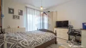 Apartament cu 3 camere de vânzare în zona Tractorul 