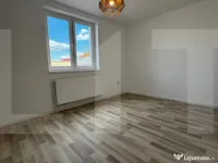 Casa individuala cu garaj - 143 mp Amprenta la sol + 710 mp 