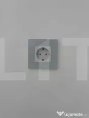 Casa individuala cu garaj - 143 mp Amprenta la sol + 710 mp 