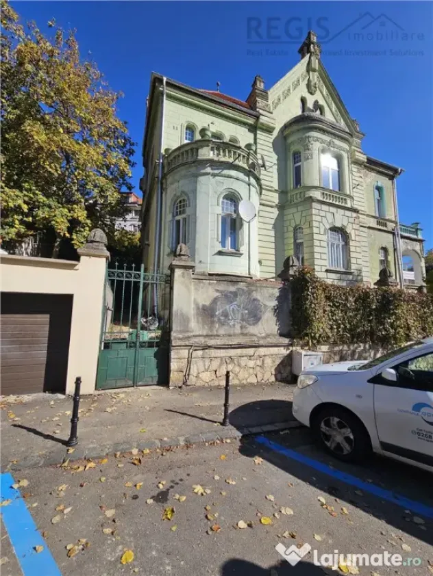 Studio Livada Postei ULTRACENTRAL Brasov cu parcare, beci s
