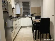 Apartament 2 camere, decomandat - zona Tractorul 