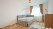 Apartament cu 3 camere, prima închiriere, în zona Tract...