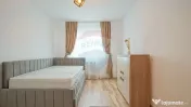 Apartament cu 3 camere, prima închiriere, în zona Tract... 