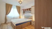 Apartament cu 3 camere, prima închiriere, în zona Tract... 