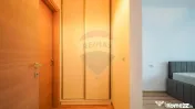 Apartament cu 3 camere, prima închiriere, în zona Tract... 