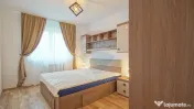 Apartament cu 3 camere, prima închiriere, în zona Tract... 