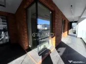 SPAȚIU COMERCIAL 120mp | 4 ÎNCĂPERI | 3 BAI | TERASĂ 20m 