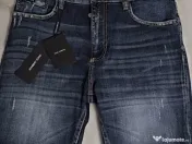 Tricouri și blugi bărbați 