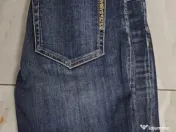 Tricouri și blugi bărbați 