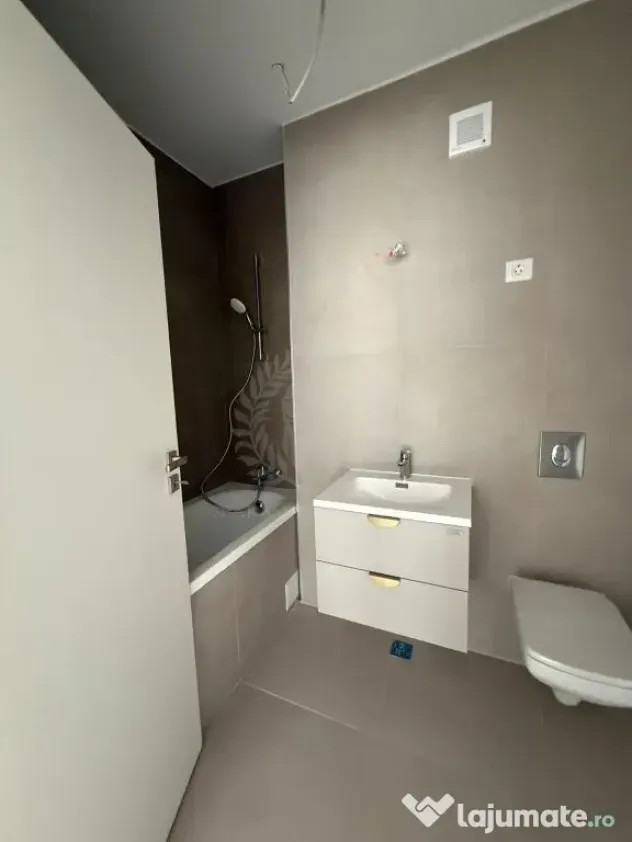 APARTAMENT 2 CAMERE//MRS GRADINILE//PARTER//LOC DE PARCARE