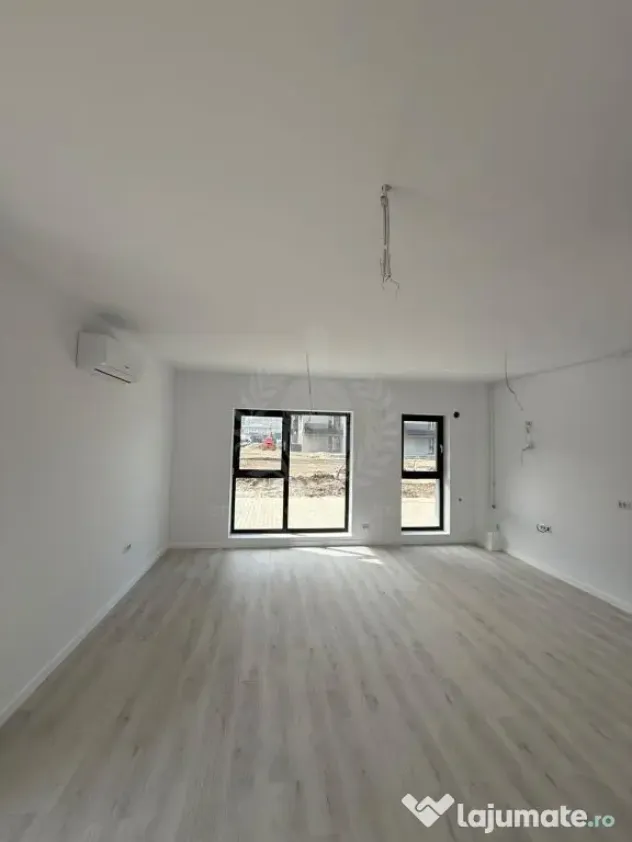 APARTAMENT 2 CAMERE//MRS GRADINILE//PARTER//LOC DE PARCARE